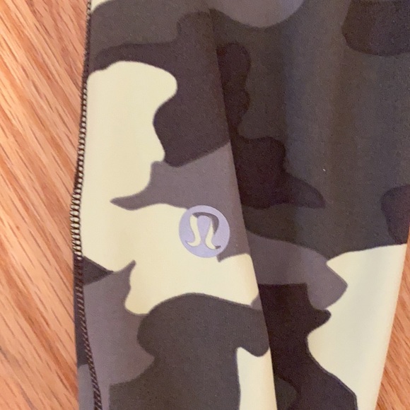 LULULEMON LEGGINGS - Picture 3 of 4